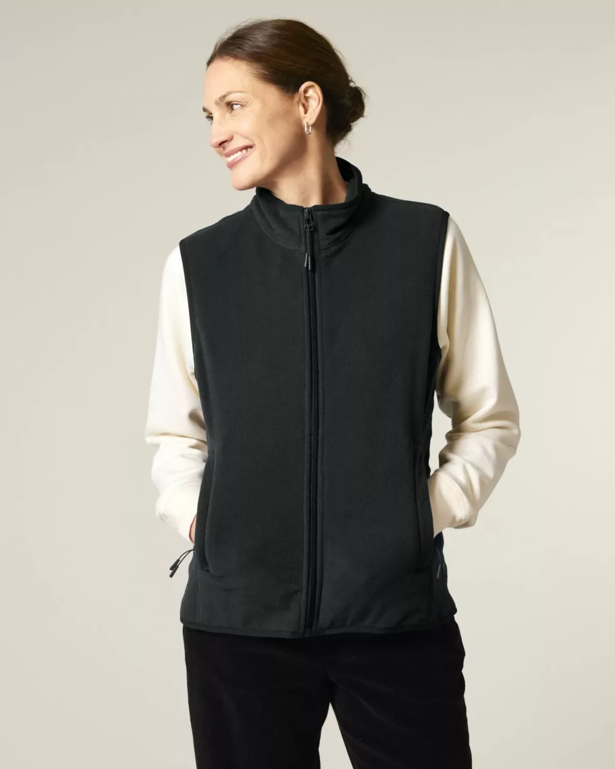 Stella Quester / STJW241